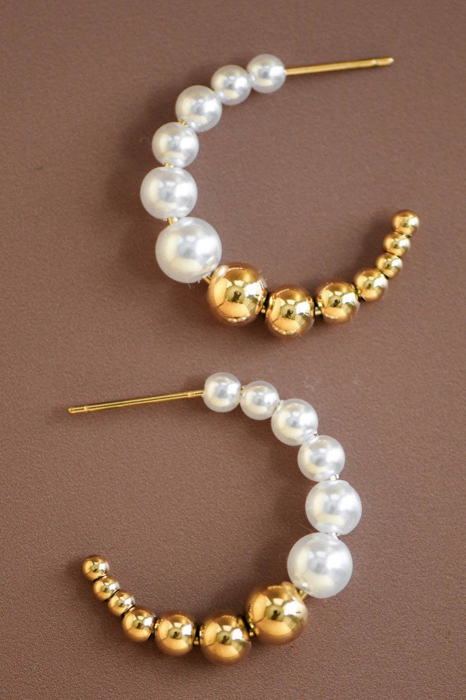 Pearl and Gold Beaded - 18K Gold Plated Stainless Steel Hoop Earrings - 7131