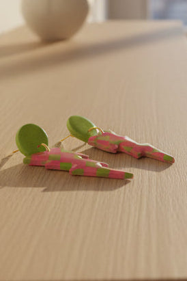 Lightening Pink Green