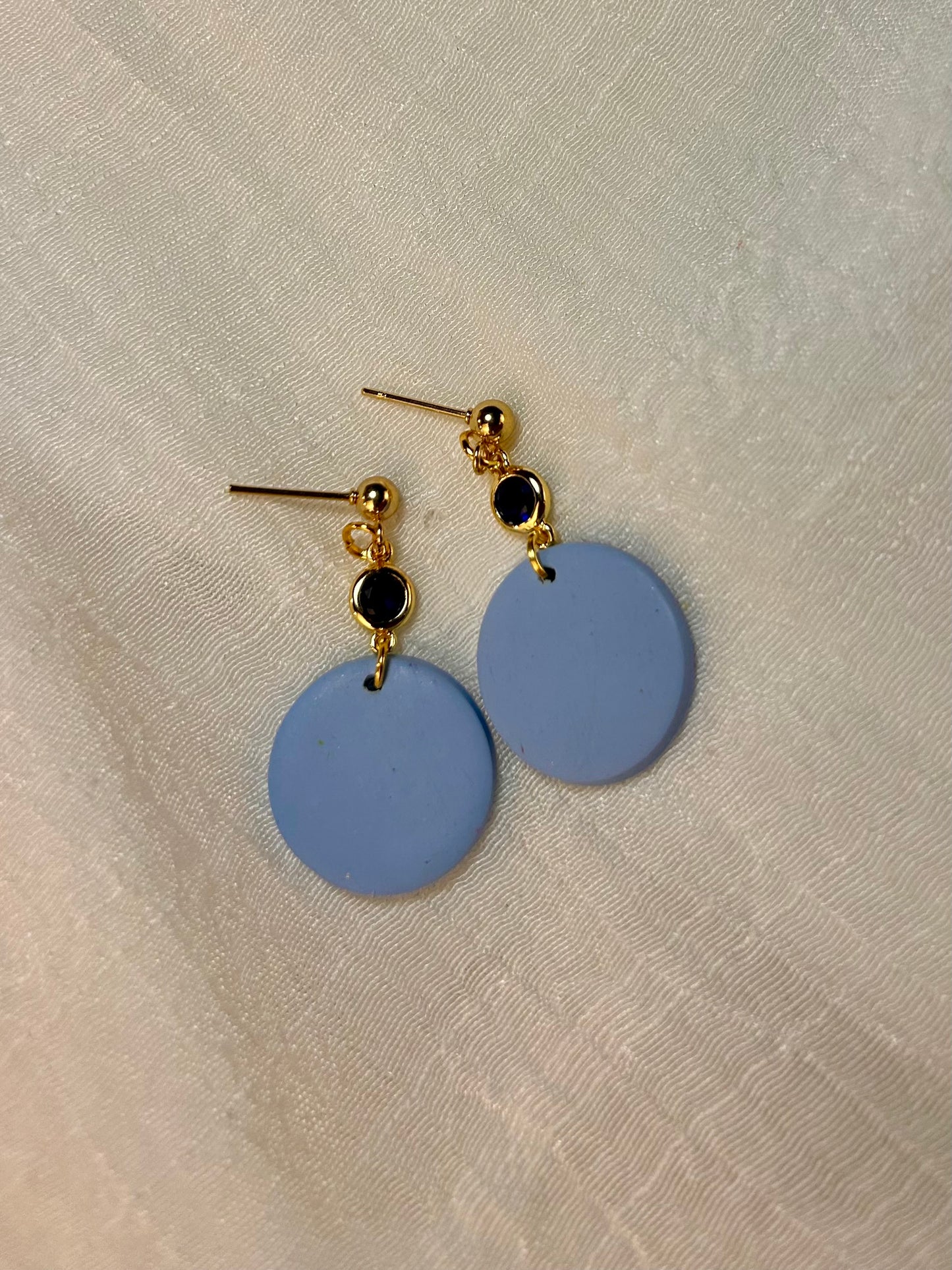 Blue Skies Round Dangles with sapphire Blue Gem