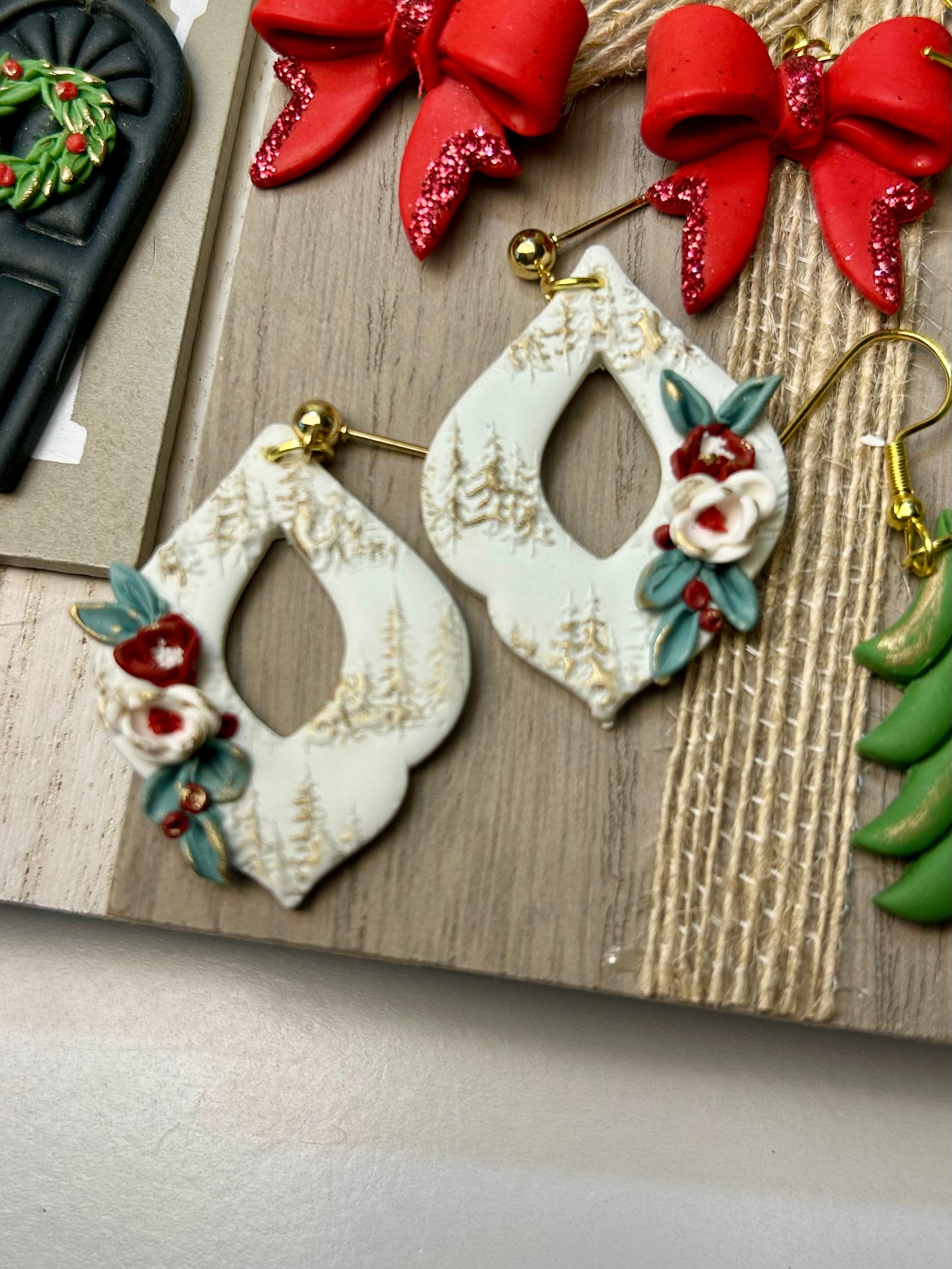 Floral Tree Lined Dangles