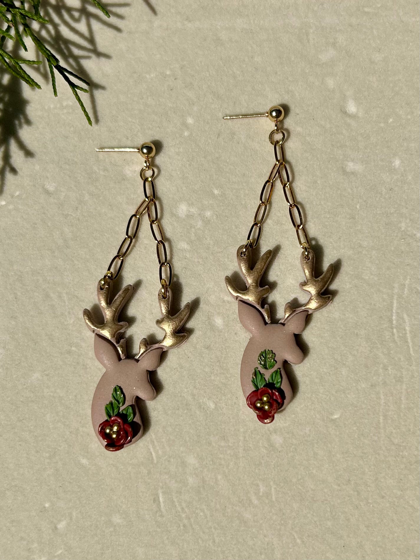 PREORDER Reindeer Chain Dangles