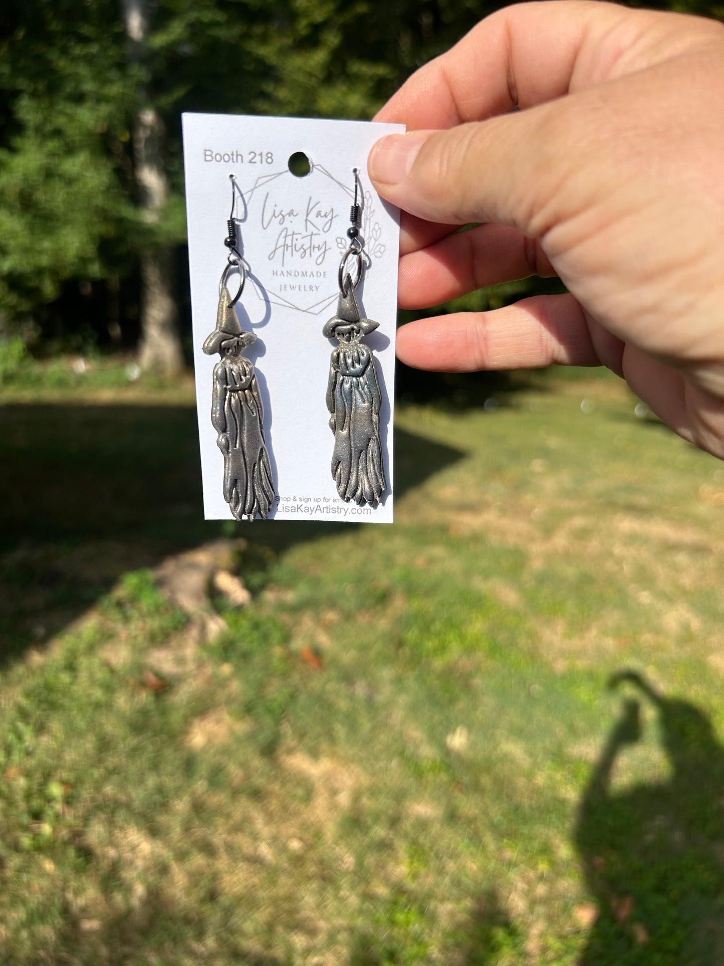 Witch Dangle