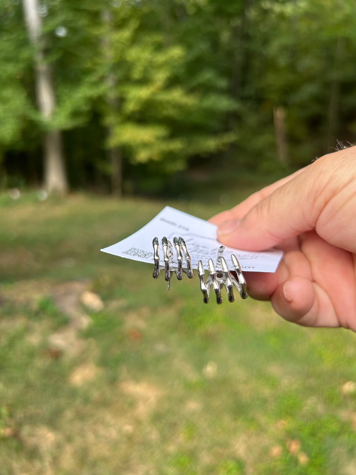 Metal Skeleton Hands Stud Cuff