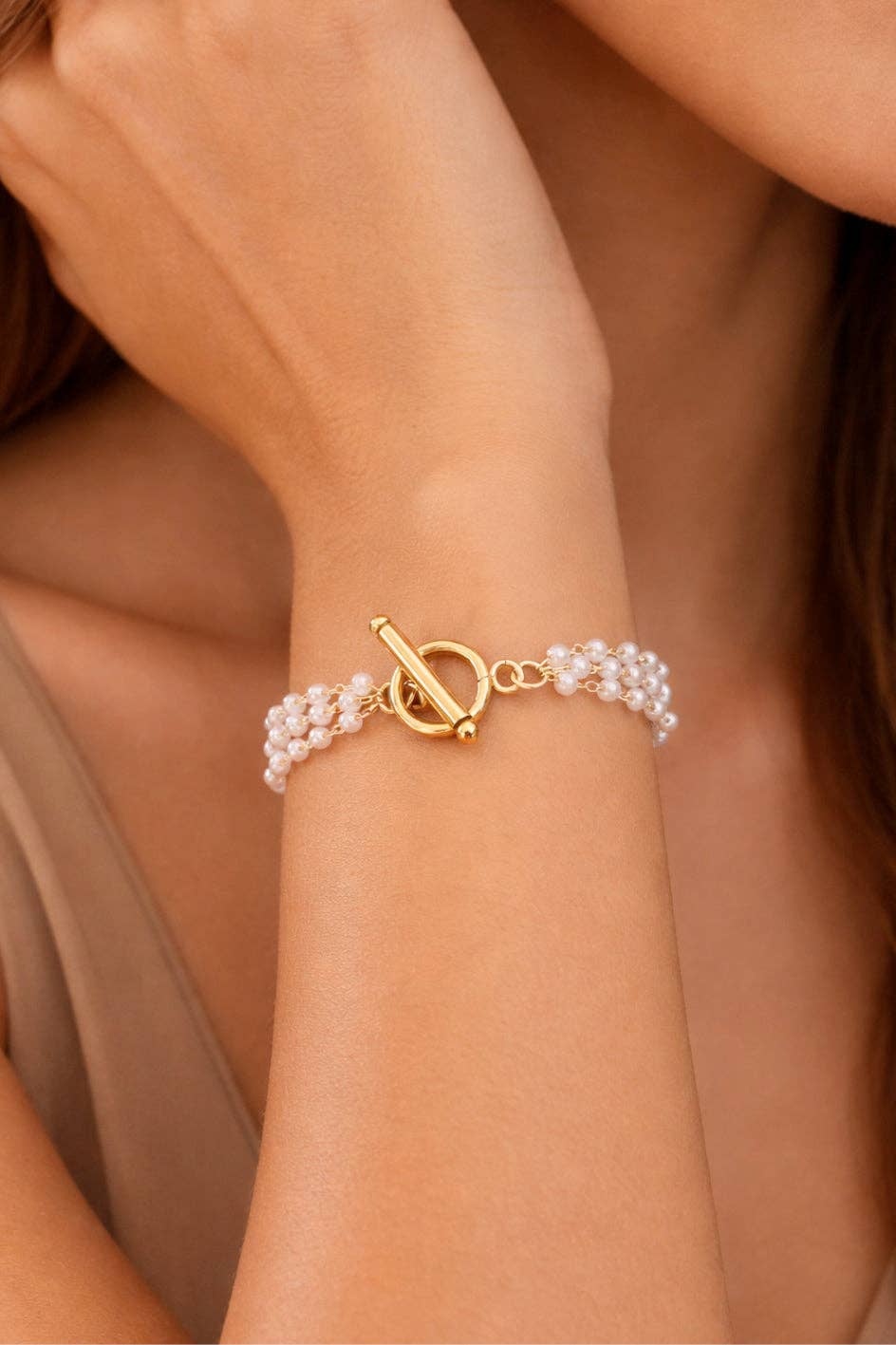 Pearl and 18K Gold Plated Stainless Steel Chain Bracelet - 7561