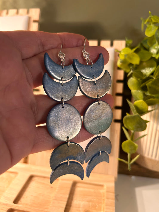 Statement Northern Lights Golden Hour Moon Phase