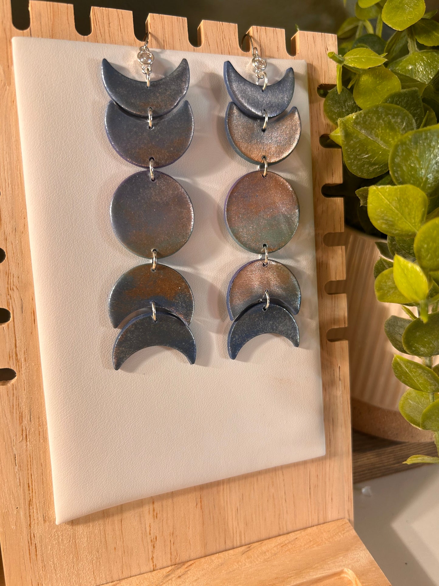 Statement Northern Lights Golden Hour Moon Phase