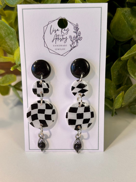 Checker Circles and Onyx Black and White