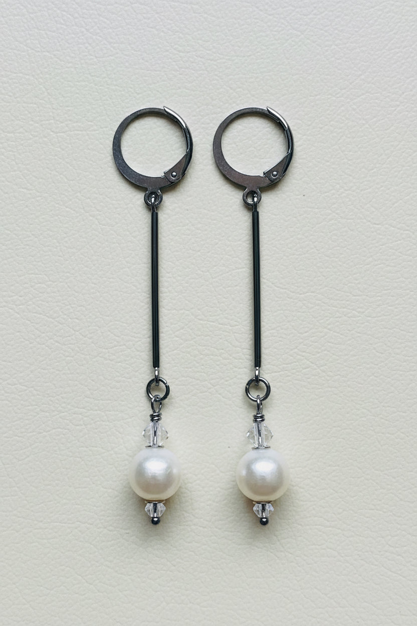 Pearl Earrings in Stainless Steel
