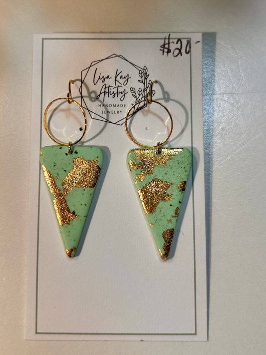Triangles in Golden Mint