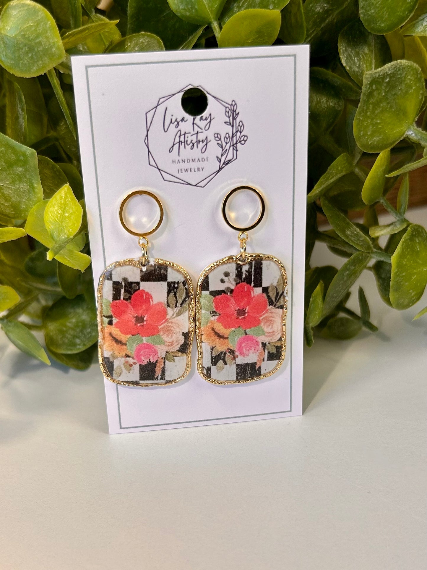 Checkers & Pink Roses Black and White