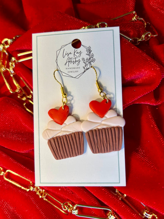 Valentine Cupcakes with Heart Sprinkles