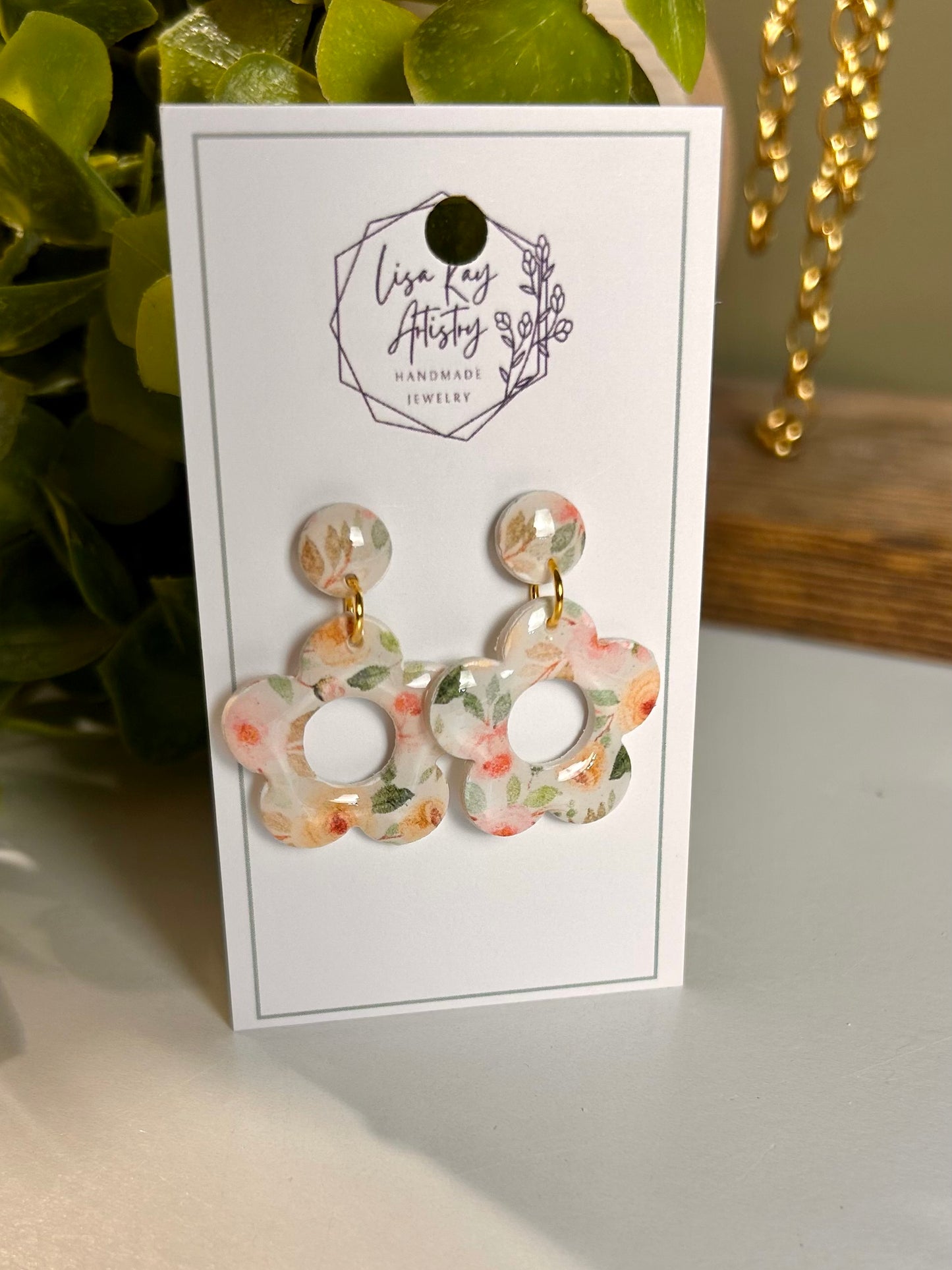 Buttercream and Pink 5 petal flower Garden Party