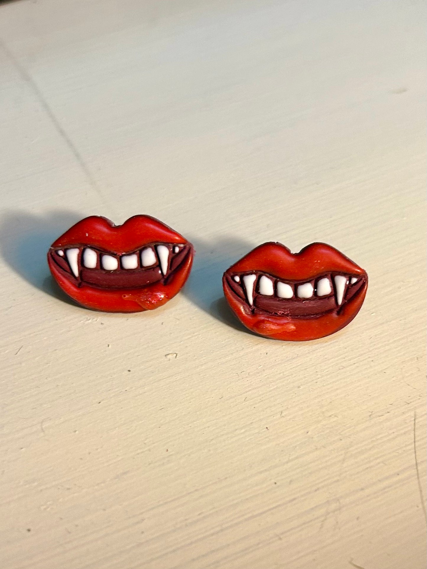 Vampire Lips Studs