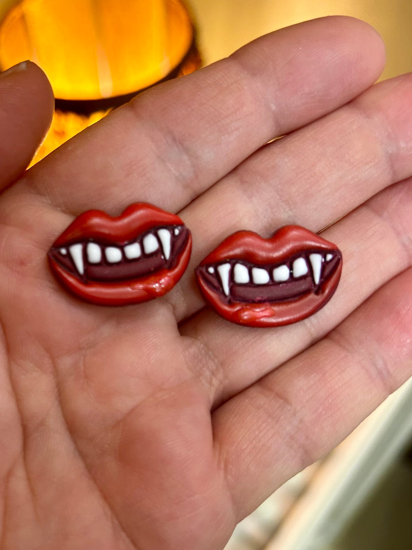 Vampire Lips Studs