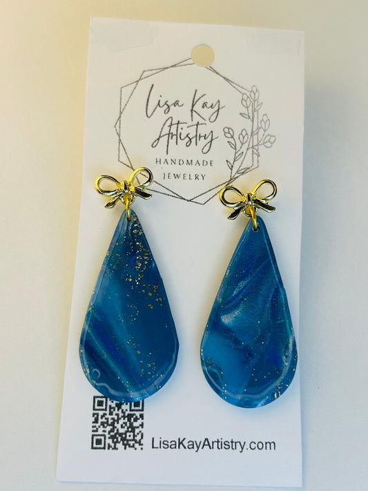 Blue Sky Tear Drop 18k bow