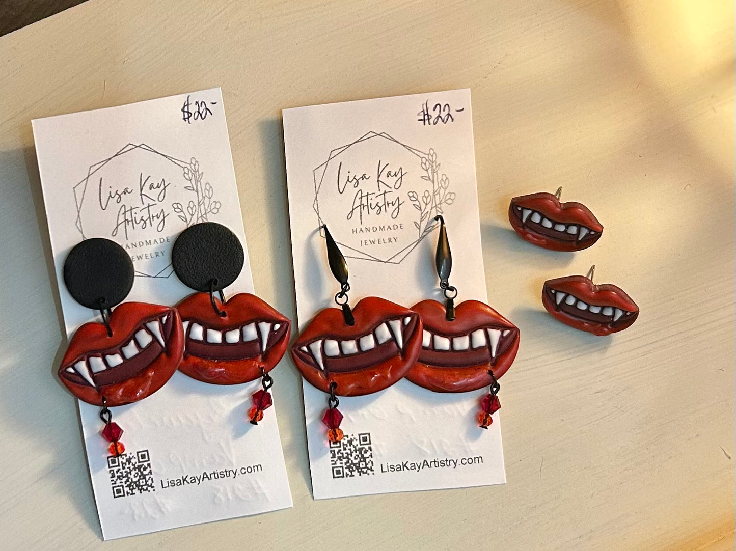 Vampire Lips Studs