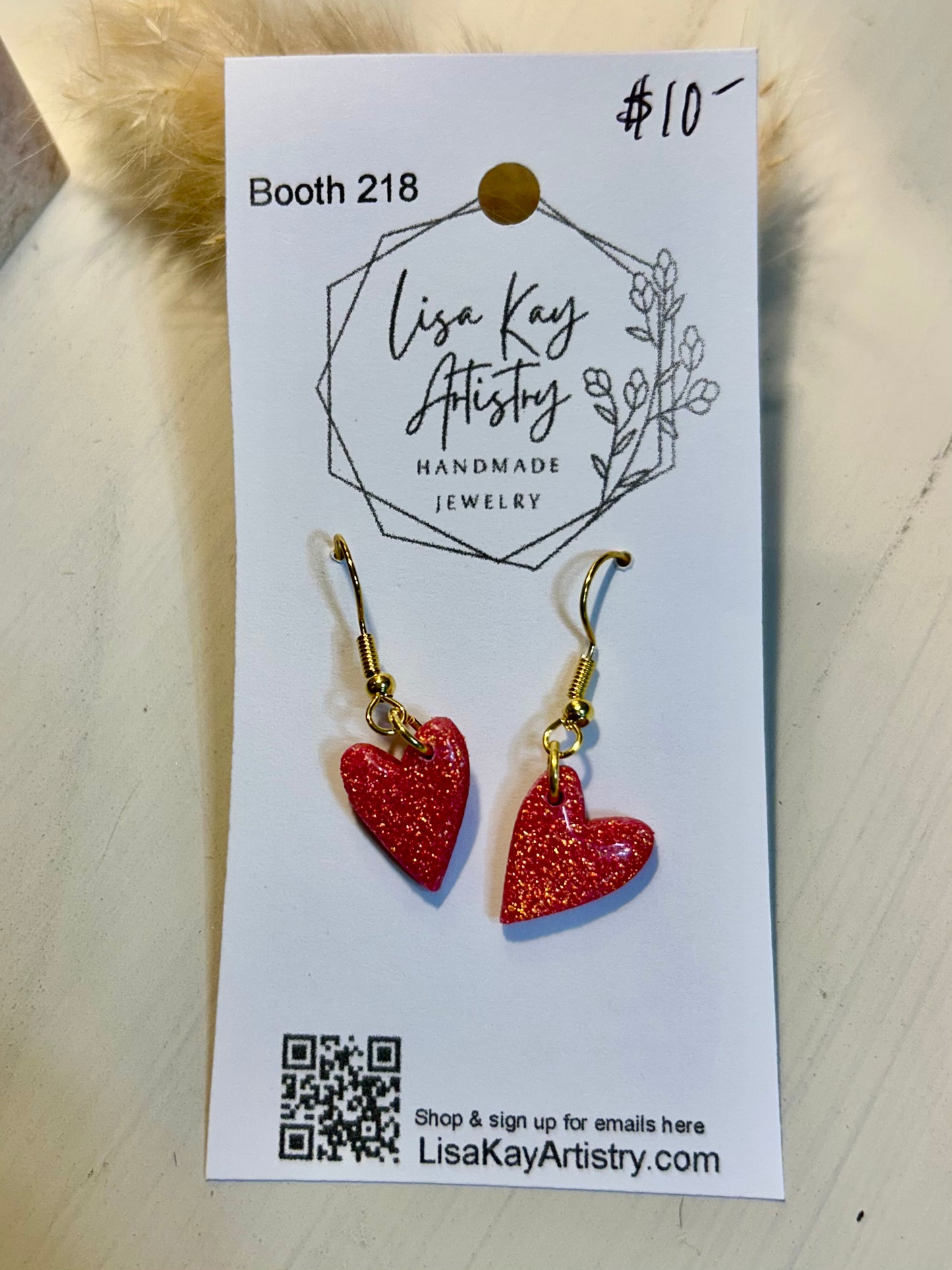 Single Glitter Heart Earrings.