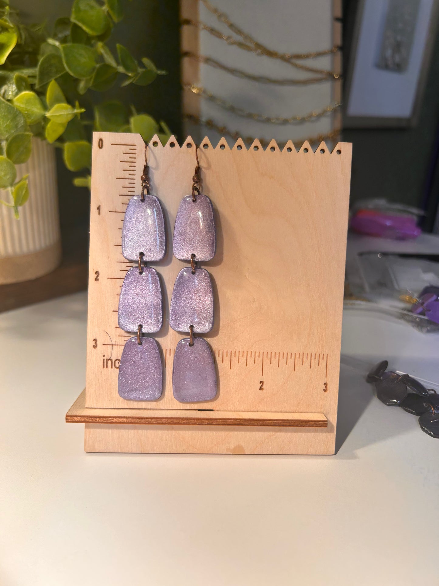 Statement Large Trapezoid Dangles