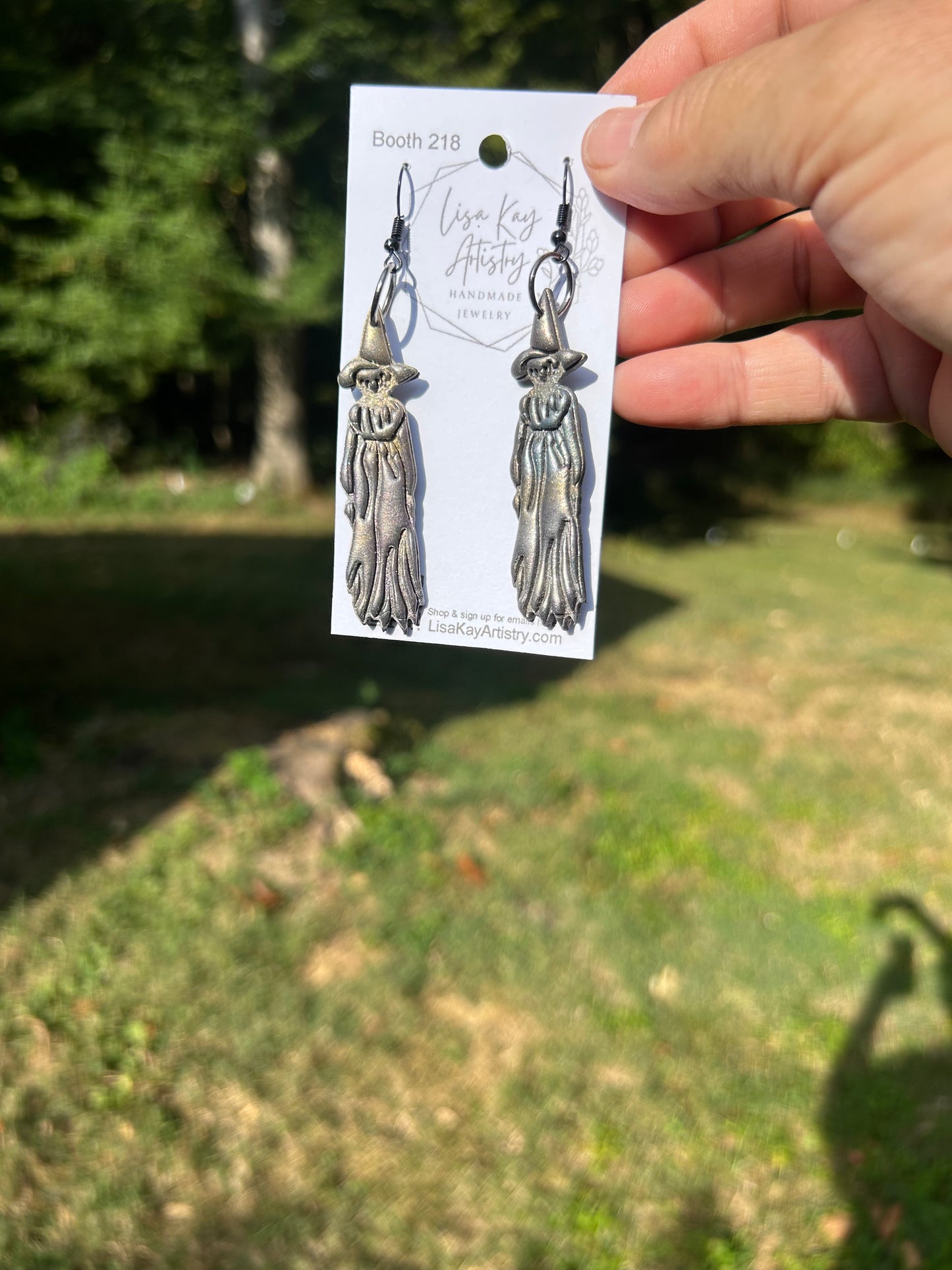 Witch Dangle