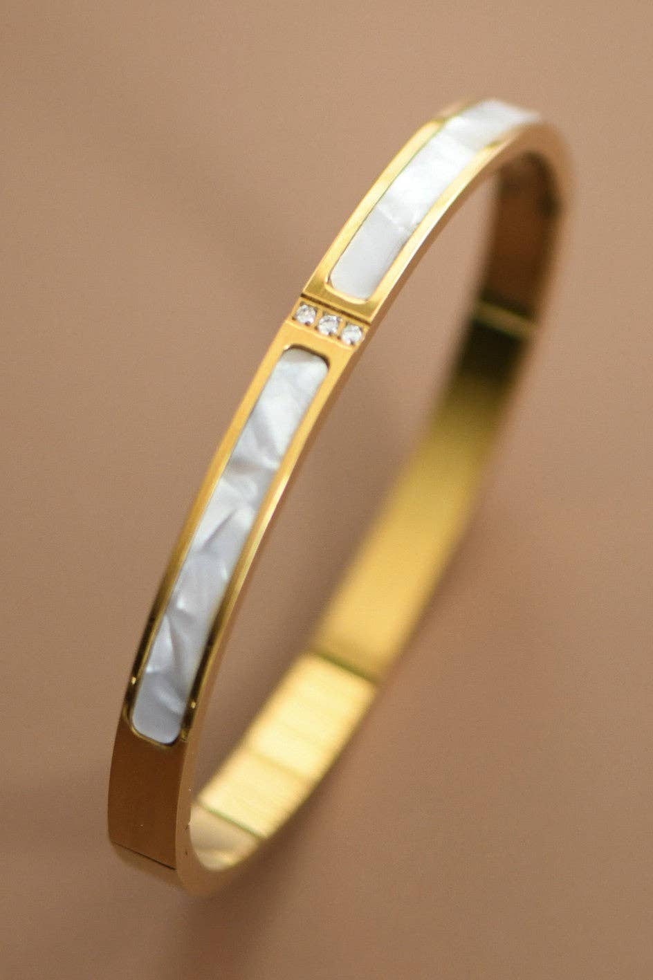 18K Gold Plated Waterproof Stainless Steel Bangle - 7493