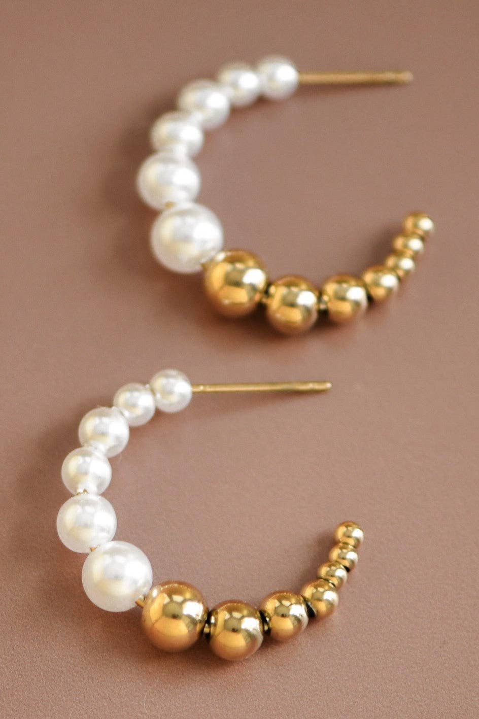 Pearl and Gold Beaded - 18K Gold Plated Stainless Steel Hoop Earrings - 7131